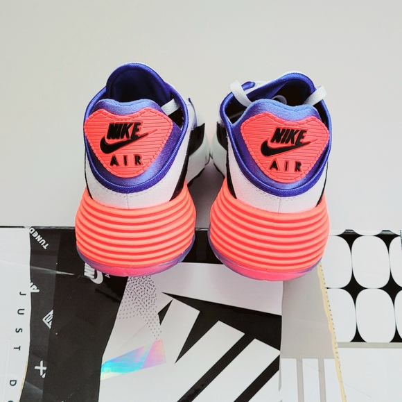 Nike Air Max 2090 EOI Summit White/Racer Blue-Black Men's 8.5/Women's 10 - Picture 4 of 6